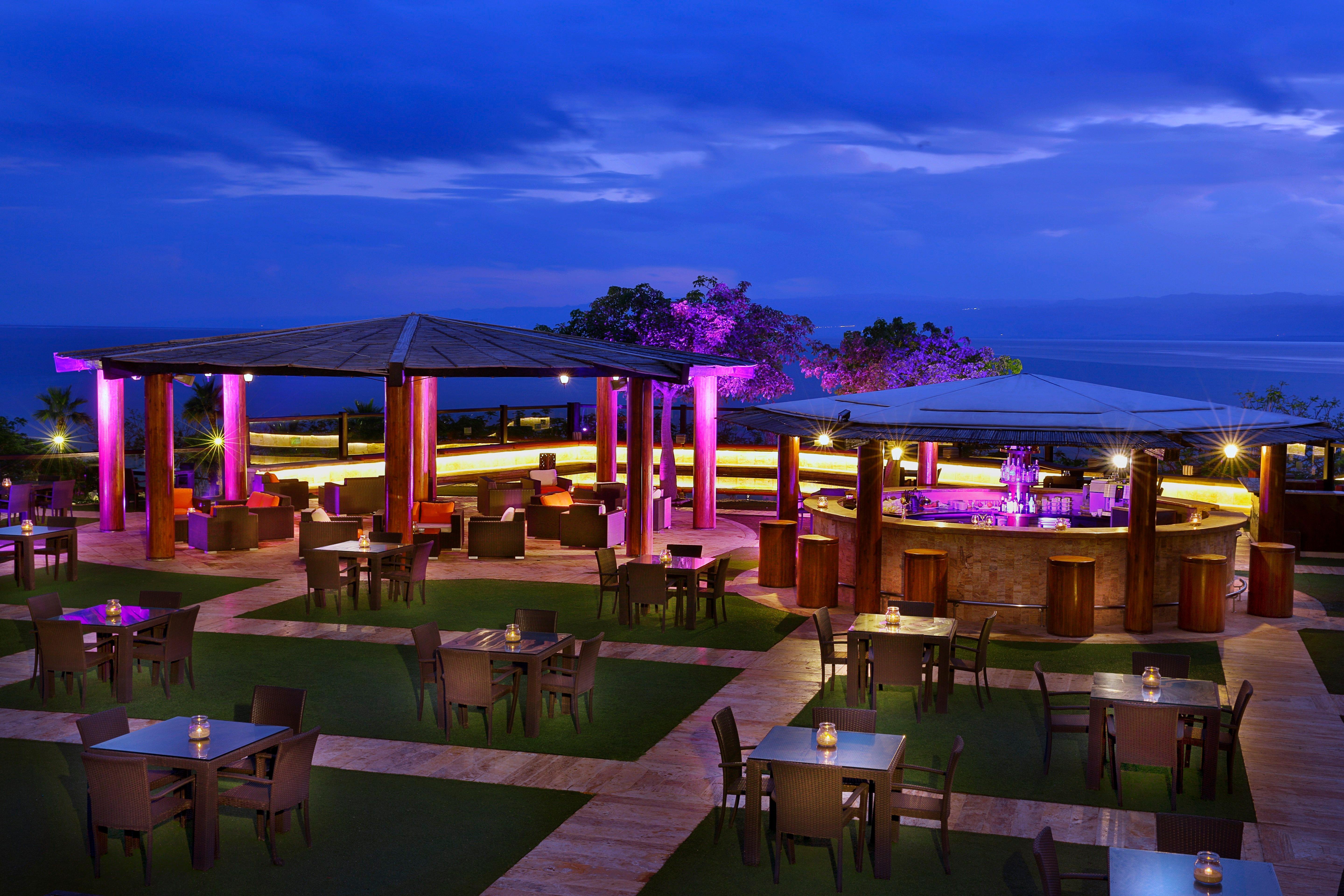 Holiday Inn Resort Dead Sea By Ihg Exterior foto The Sky Bar